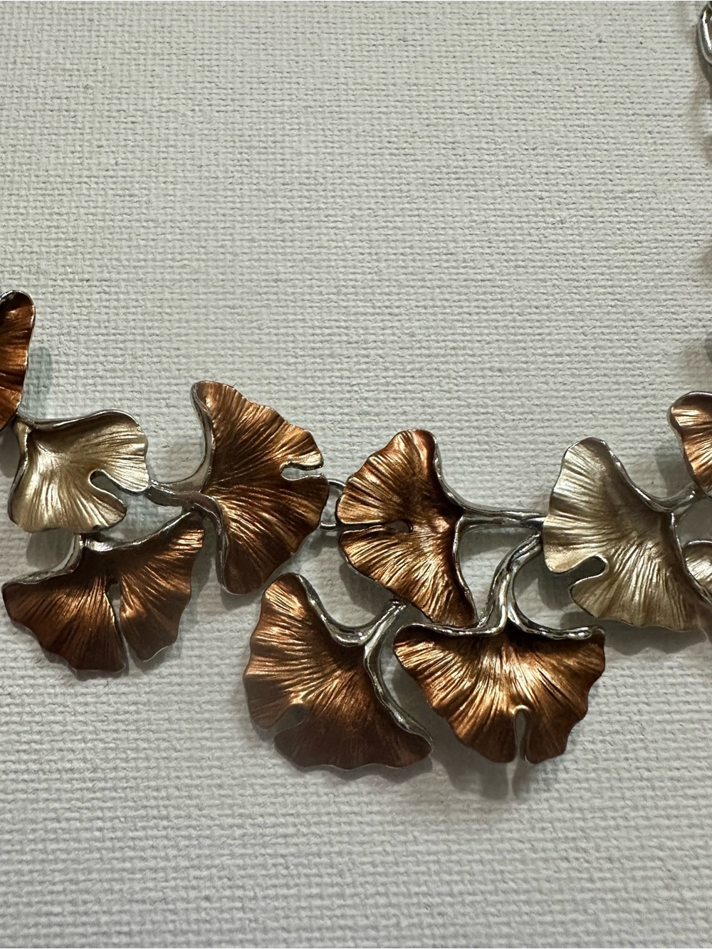 Two-Tone Ginkgo Leaf Statement Necklace Silver & Bronze Silver Tone Chain Line - Picture 4 of 9
